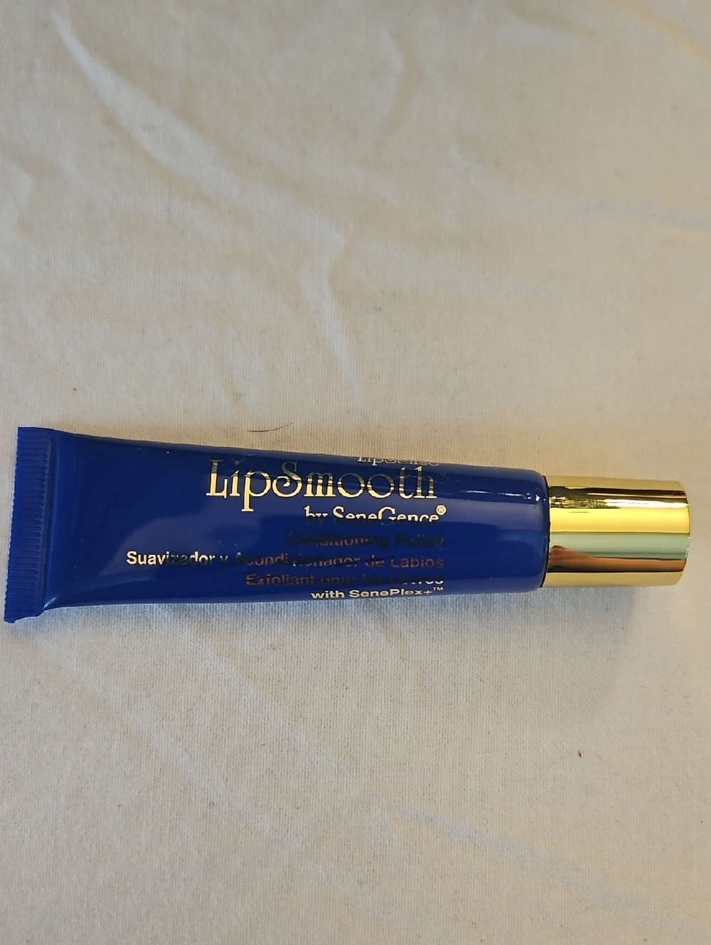 SeneGence LipSmooth Lip Exfoliant Tube - Blue with Gold Cap